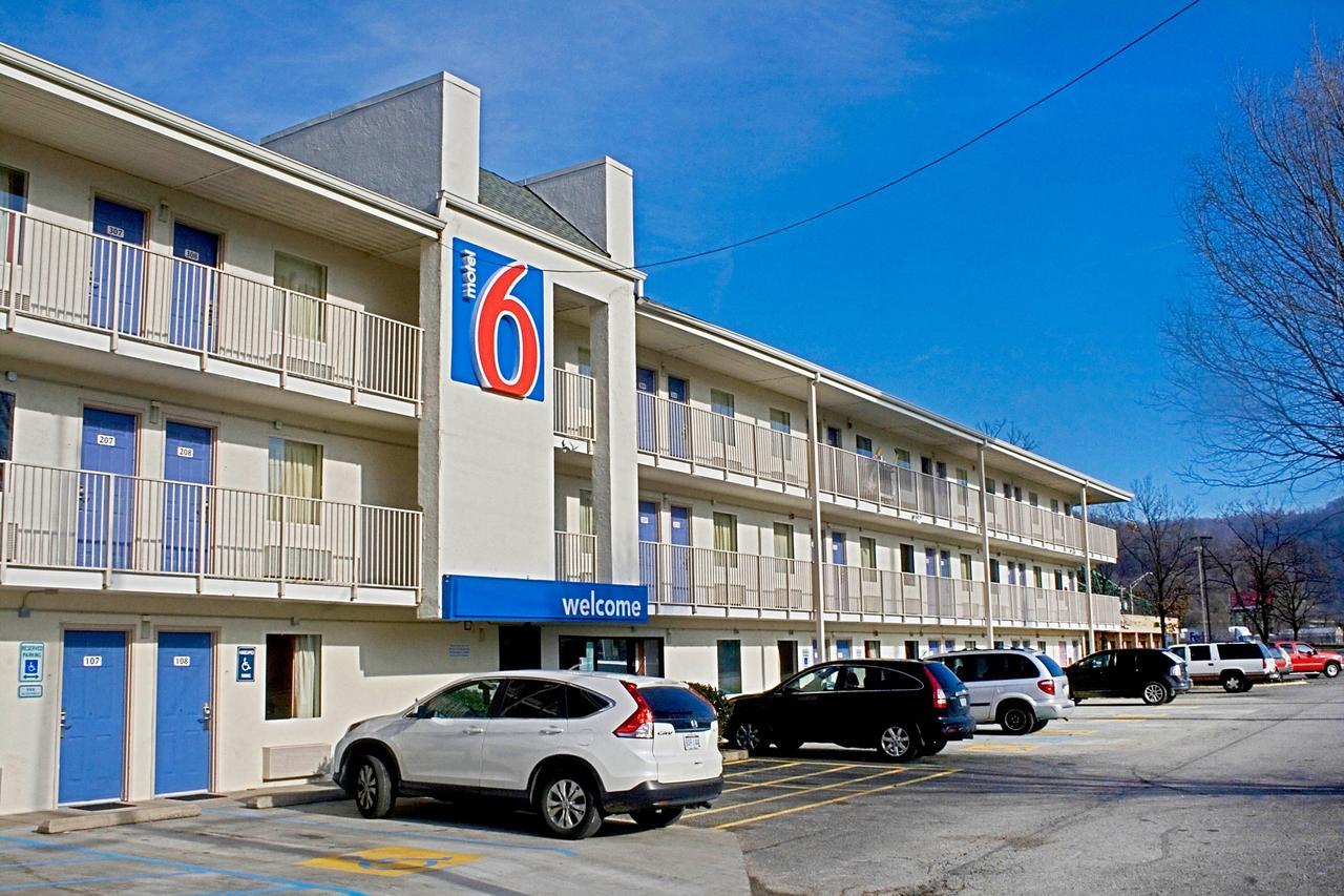 Days Inn By Wyndham Charleston Wv Dış mekan fotoğraf