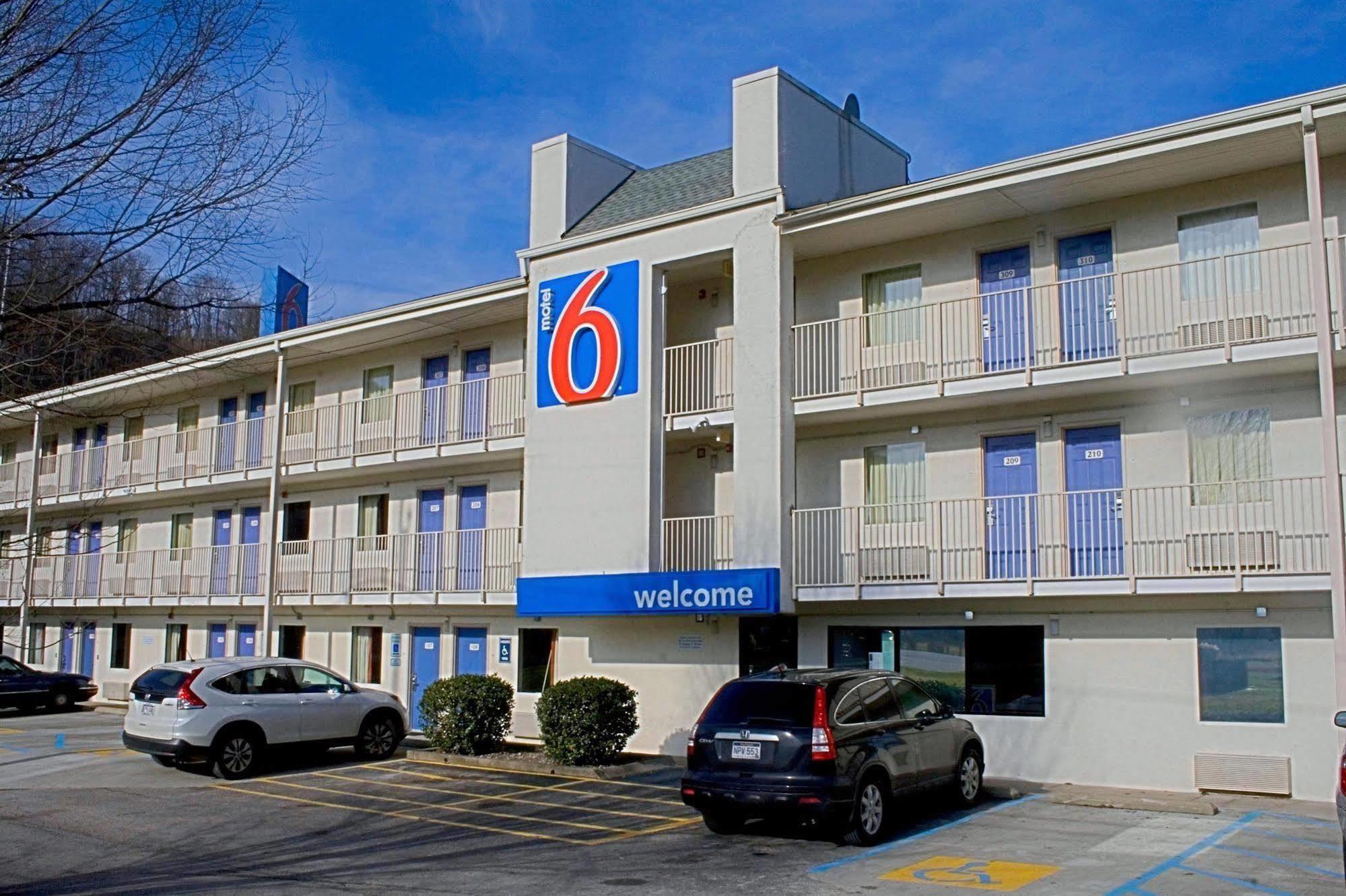 Days Inn By Wyndham Charleston Wv Dış mekan fotoğraf